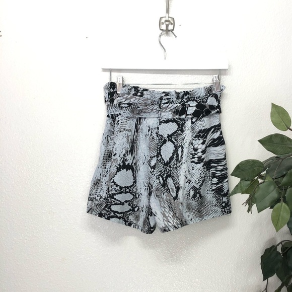 Windsor Snake Print Shorts - Picture 5 of 7